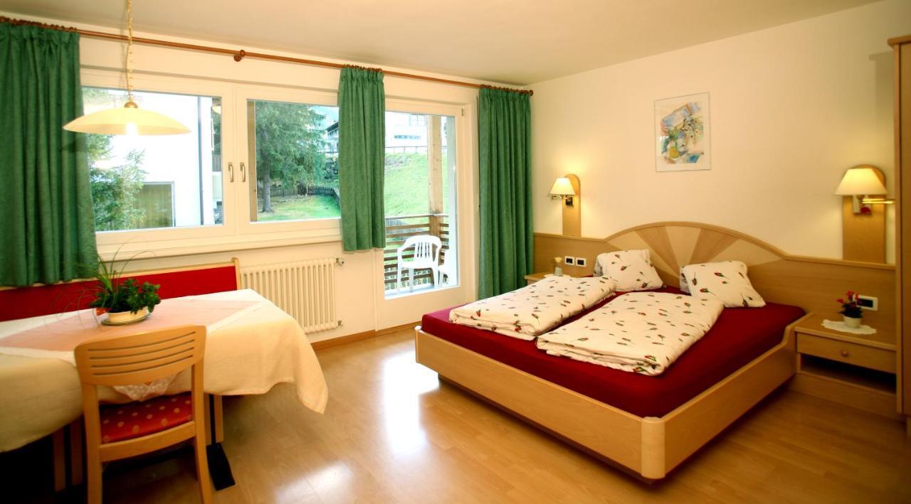 Bed and Breakfast Medesc La Villa  Exterior foto